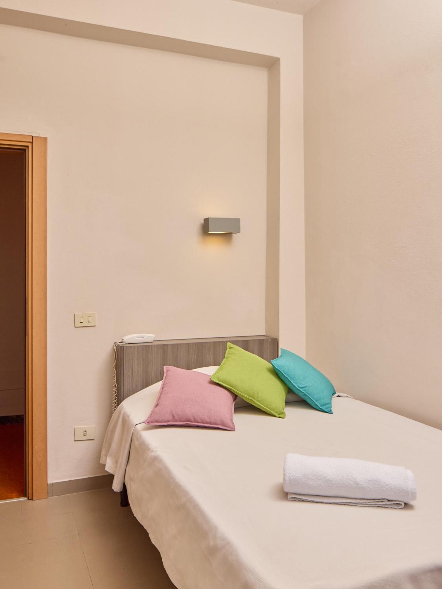 Hotel Crystal Marina di Pietrasanta Kültér fotó