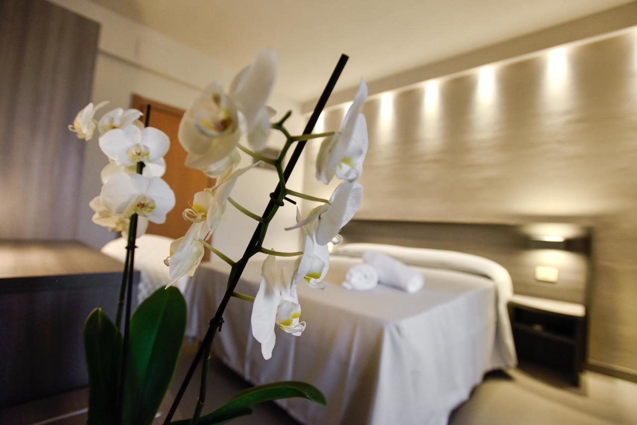 Hotel Crystal Marina di Pietrasanta Kültér fotó