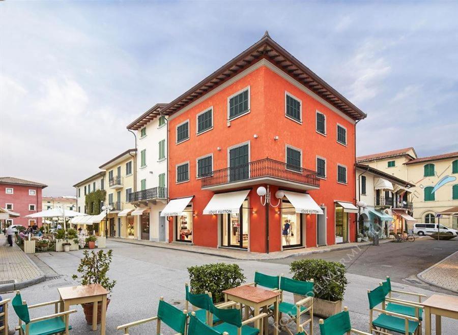 Hotel Crystal Marina di Pietrasanta Kültér fotó